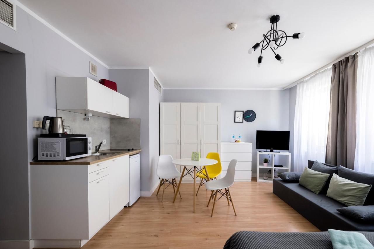 Stare Zoo Apartment
